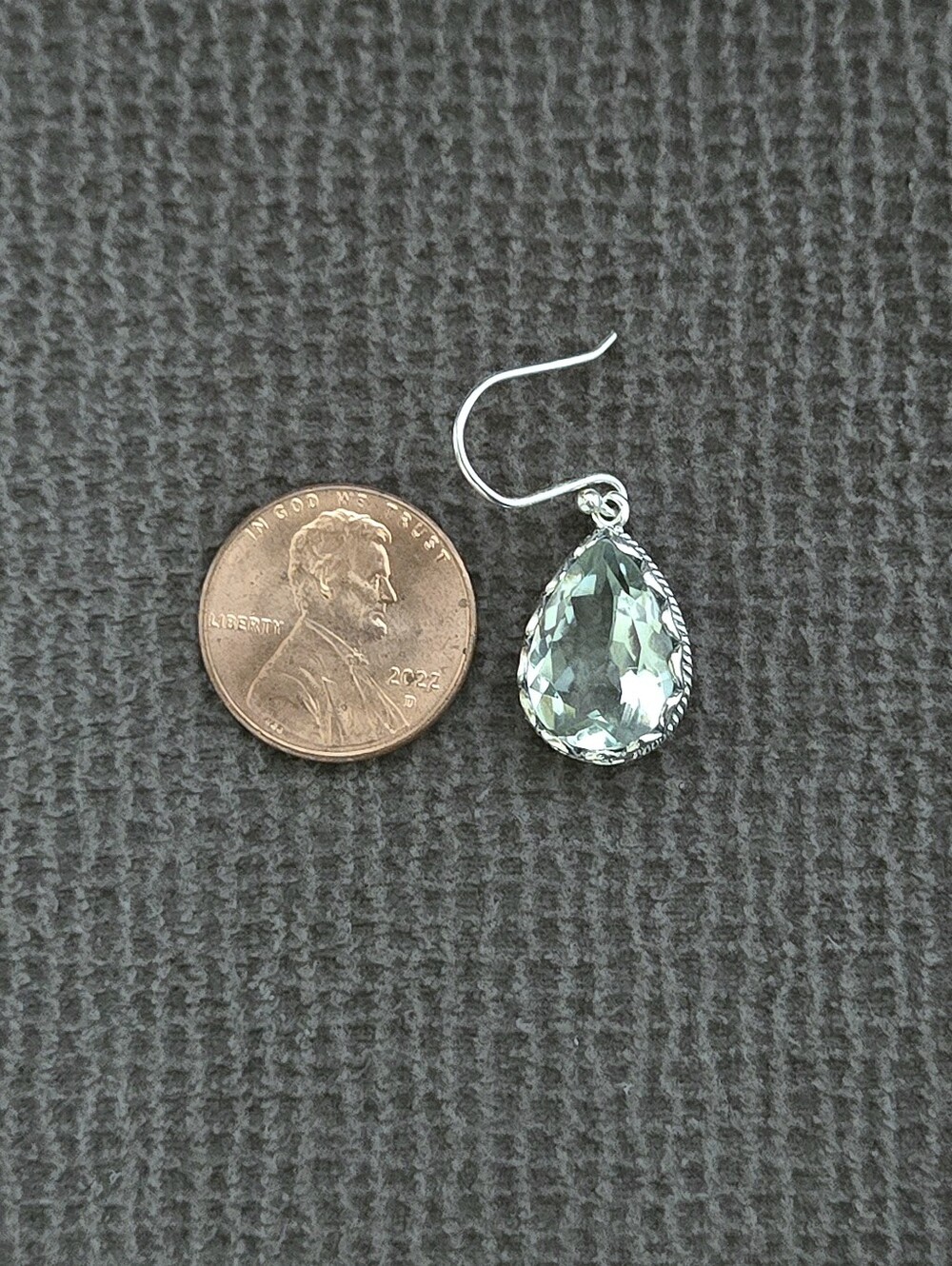 Shivam Green💚 Amethyst Teardrop💧Earrings - Picture 7 of 16
